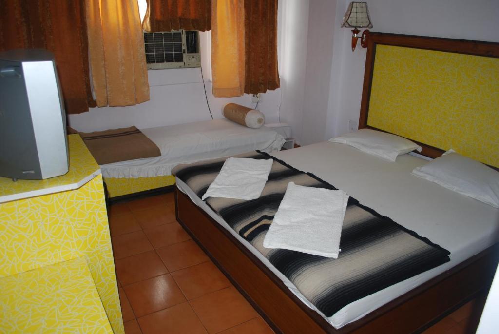 Charans Guest House Lucknow Rom bilde